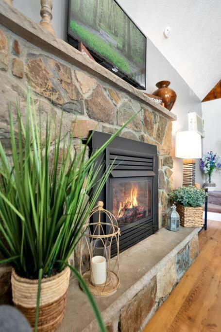 The Sage Chalet In Emerald Lakes, Poconos! Long Pond Ngoại thất bức ảnh