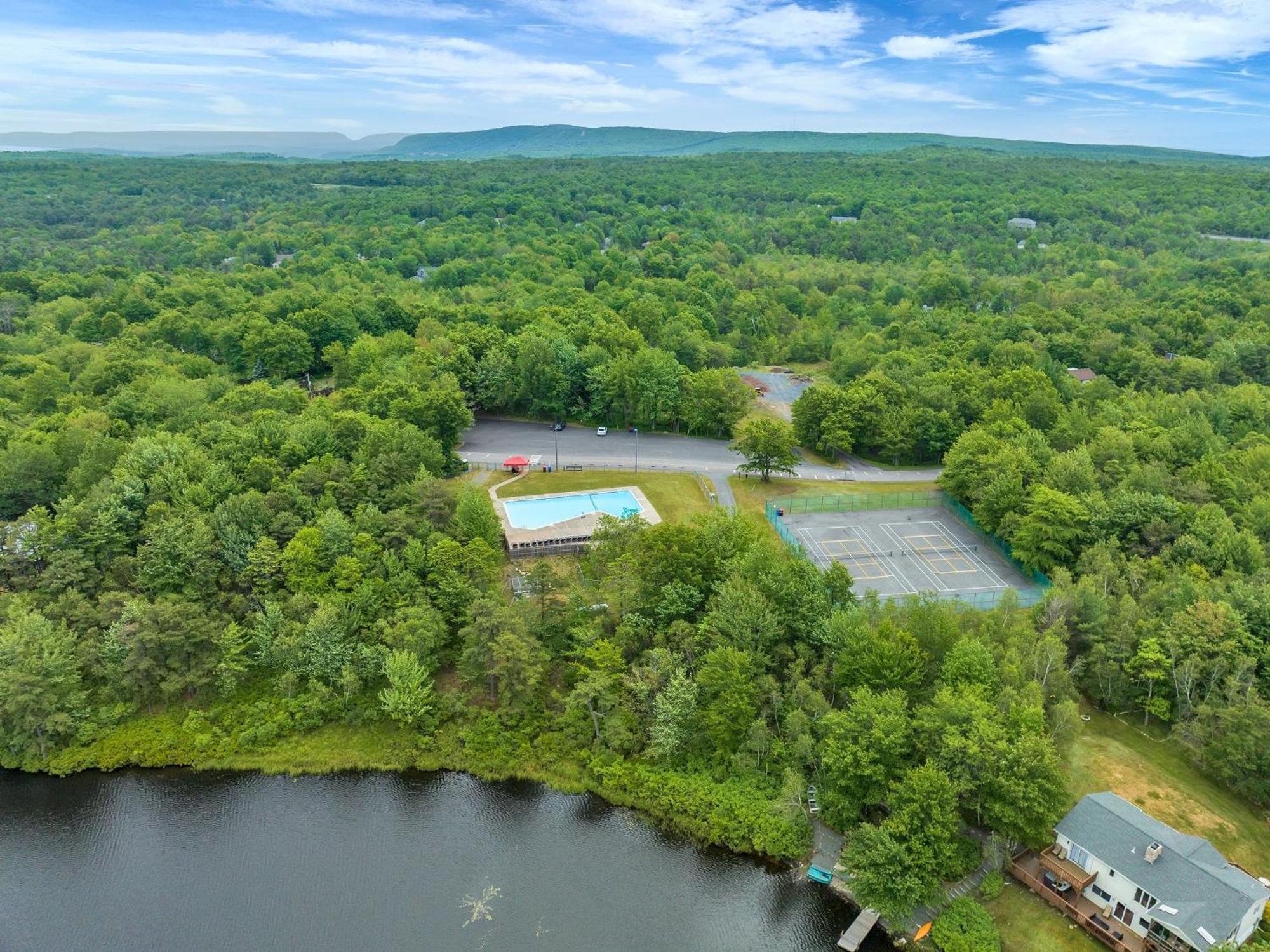 The Sage Chalet In Emerald Lakes, Poconos! Long Pond Ngoại thất bức ảnh